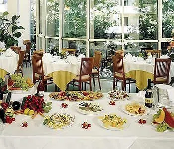 Hotell Michelangelo 3*