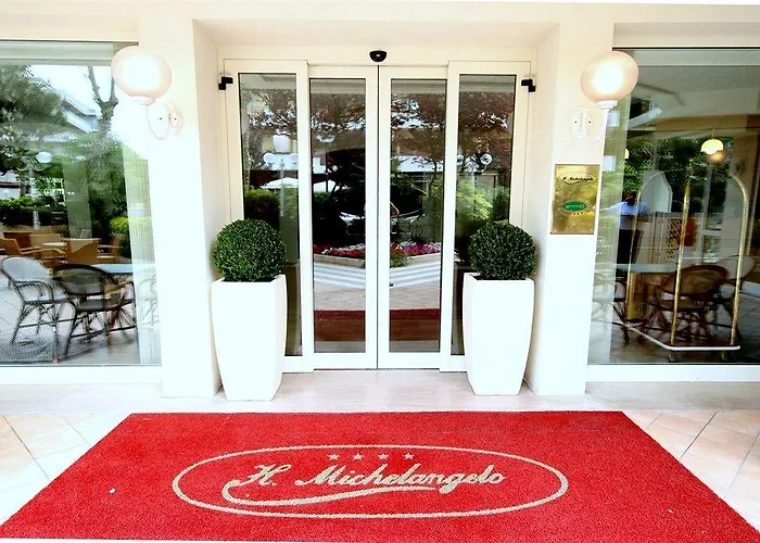 Michelangelo Μπελάρια-Ιτζέα Μαρίνα